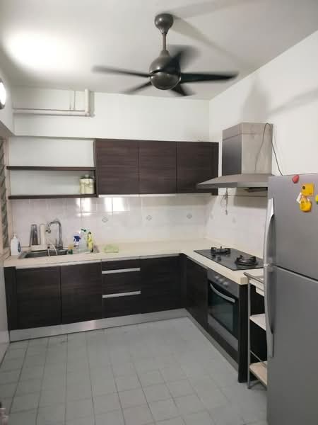Kondominium untuk Dijual di Duta Ria - Jarren Tan - Kitchen - PropertyGuru.com.my