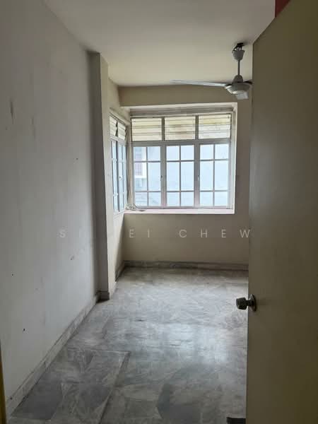 Pangsapuri untuk Dijual di Kesuma Apartment - Si Jei Chew - Interior - PropertyGuru.com.my