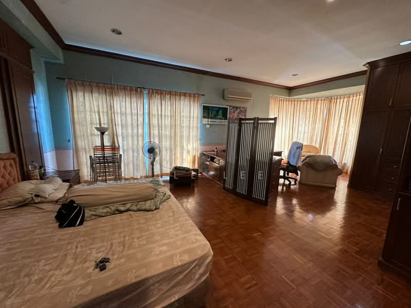 Semi-Detached House for Sale in Larkin (Johor Bahru) - Will Lee - Bedroom - PropertyGuru.com.my