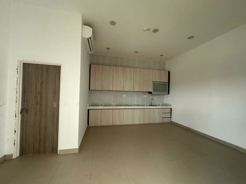 Kilang untuk Disewa di Bandar Indahpura (Kulai) - Sharon Chong - Kitchen - PropertyGuru.com.my