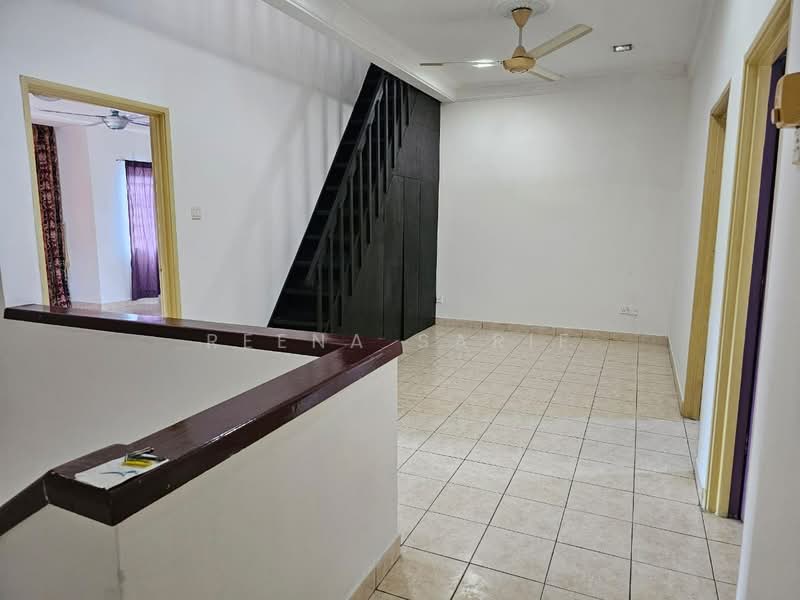 2-storey Terraced House for Sale in Bukit Jelutong (Shah Alam) - Reena Sarif - PropertyGuru.com.my