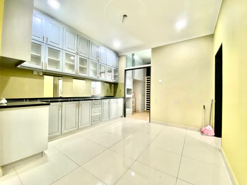 2-storey Terraced House for Sale in Kajang (Selangor) - Maizura binti Mohd Darus - Kitchen - PropertyGuru.com.my