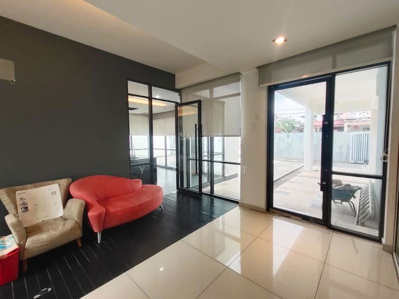 Bungalow House for Sale in Taman Suria (Johor Bahru) - Yik Tat - PropertyGuru.com.my