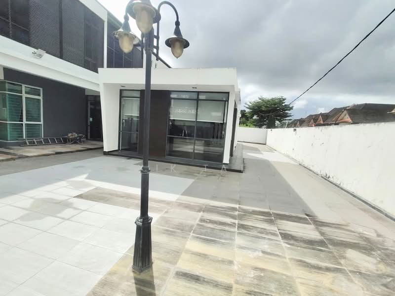 Bungalow House for Sale in Taman Suria (Johor Bahru) - Yik Tat - PropertyGuru.com.my