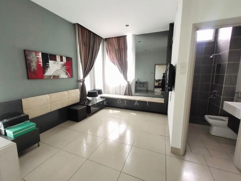 Bungalow House for Sale in Taman Suria (Johor Bahru) - Yik Tat - PropertyGuru.com.my
