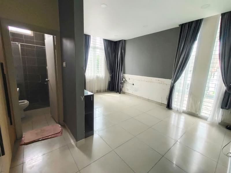 Bungalow House for Sale in Taman Suria (Johor Bahru) - Yik Tat - PropertyGuru.com.my