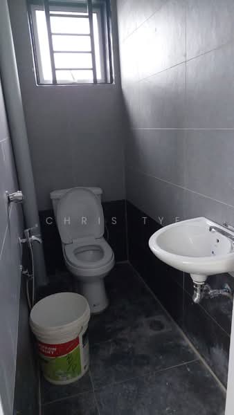 Shop / Office for Rent in Seksyen 13 (Shah Alam) - Chris Tye - Bathroom - PropertyGuru.com.my