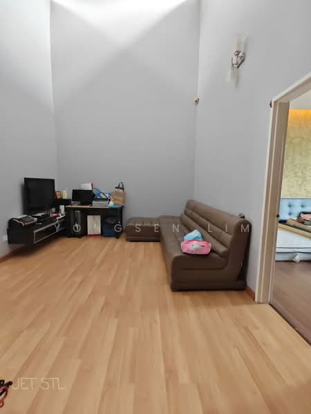 2-storey Terraced House for Sale in Setia Indah (Setia Alam) - Yongsen Lim - Living Room - PropertyGuru.com.my