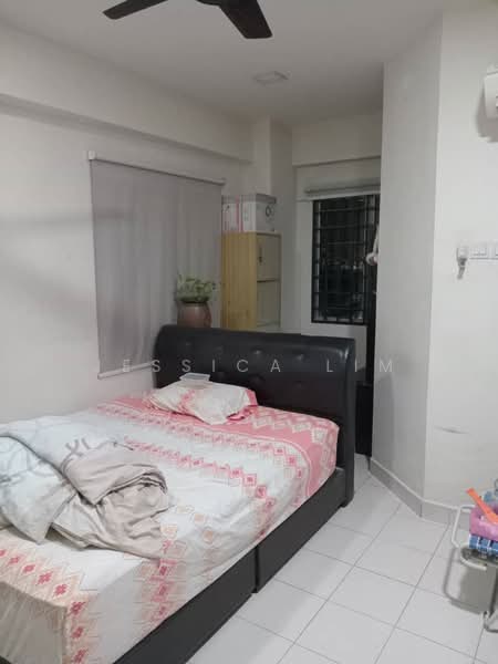 Pangsapuri untuk Dijual di Mandy Villa - Jessica Lim - Bedroom - PropertyGuru.com.my