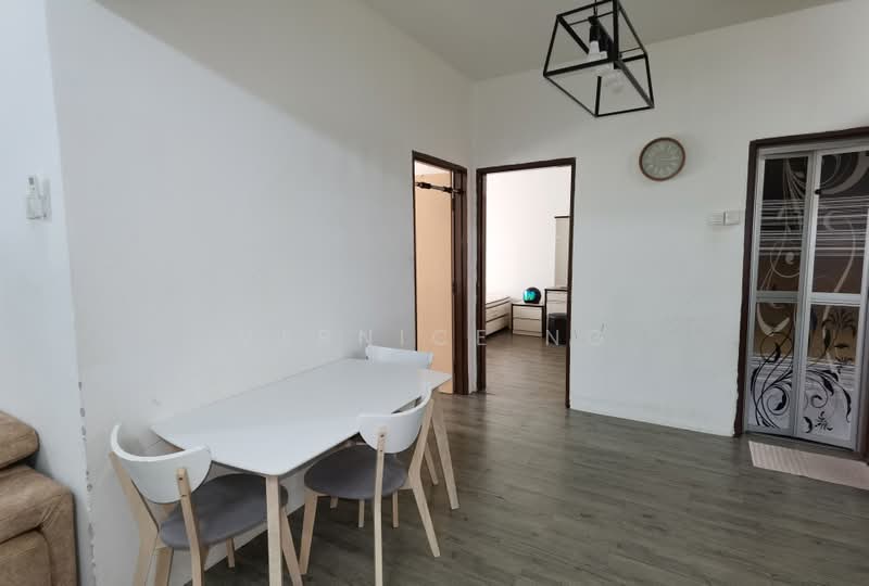 Pangsapuri untuk Dijual di Vista Impiana - Vernice Ng - Dining Room - PropertyGuru.com.my