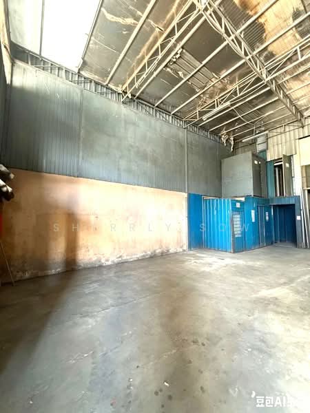 Factory for Rent in Taman Tan Sri Yaacob (Johor Bahru) - Sherrly Sow - Interior - PropertyGuru.com.my