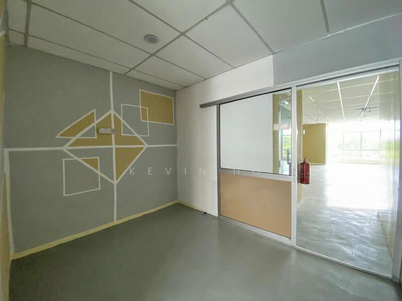 Shop for Sale in Bandar Meru Raya (Ipoh) - Kevin Ho - Interior - PropertyGuru.com.my