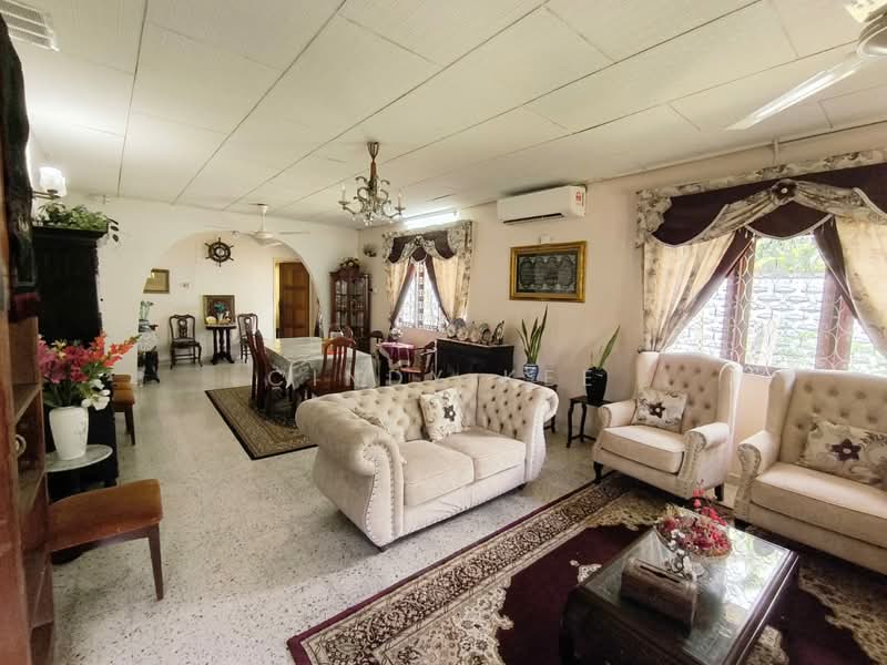 Bungalow for Sale in SS1 (Petaling Jaya) - Cindy Kee - Living Room - PropertyGuru.com.my