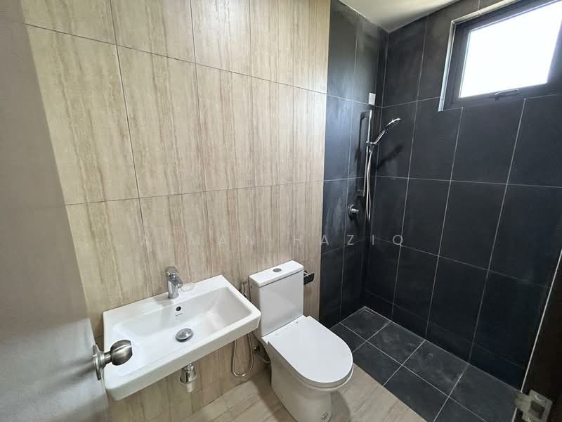Terraced House for Rent in Klang (Selangor) - Aiman Haziq - Bathroom - PropertyGuru.com.my
