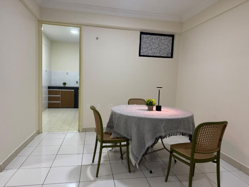 Condominium for Sale at Cyberia Smart Homes - Yeong . - Dining Room - PropertyGuru.com.my