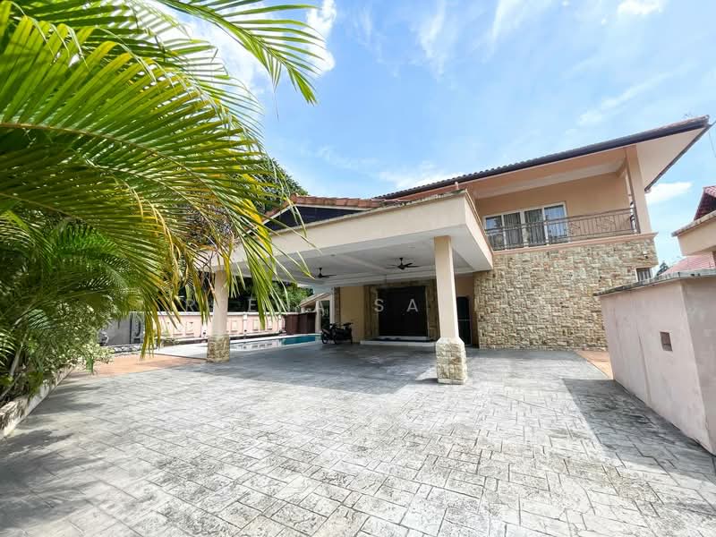 Bungalow for Sale in Bukit Jelutong (Shah Alam) - Reena Sarif - Exterior - PropertyGuru.com.my