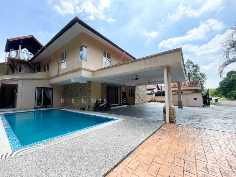 Bungalow for Sale in Bukit Jelutong (Shah Alam) - Reena Sarif - Exterior - PropertyGuru.com.my