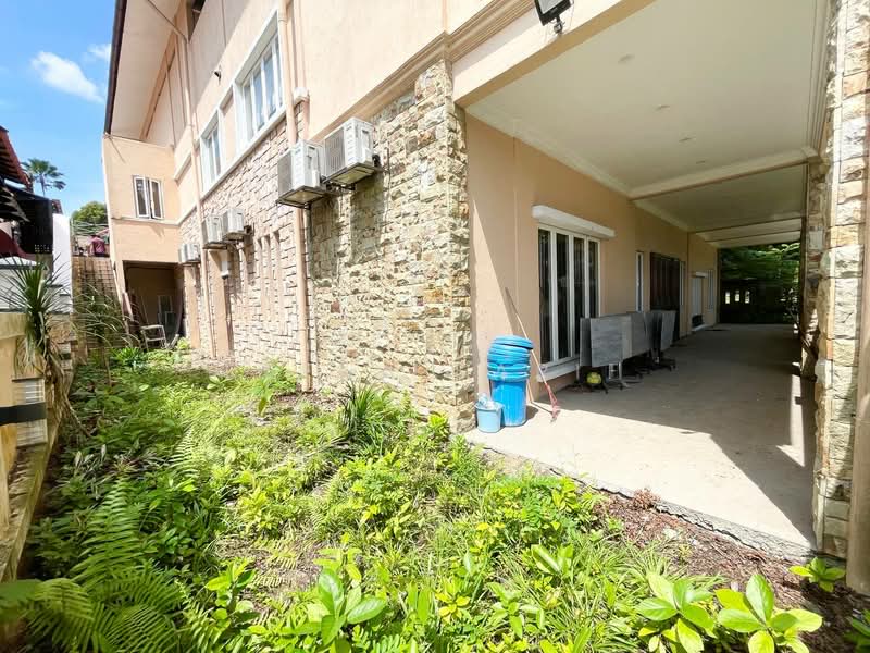 Bungalow for Sale in Bukit Jelutong (Shah Alam) - Reena Sarif - Exterior - PropertyGuru.com.my