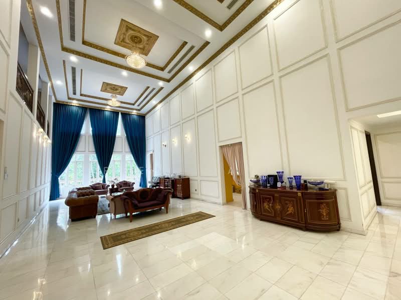 Bungalow for Sale in Bukit Jelutong (Shah Alam) - Reena Sarif - Living Room - PropertyGuru.com.my