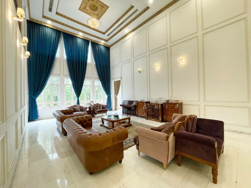 Bungalow for Sale in Bukit Jelutong (Shah Alam) - Reena Sarif - Living Room - PropertyGuru.com.my