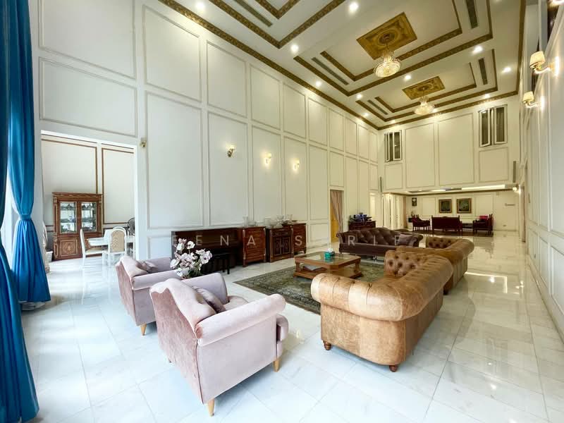 Bungalow for Sale in Bukit Jelutong (Shah Alam) - Reena Sarif - Living Room - PropertyGuru.com.my