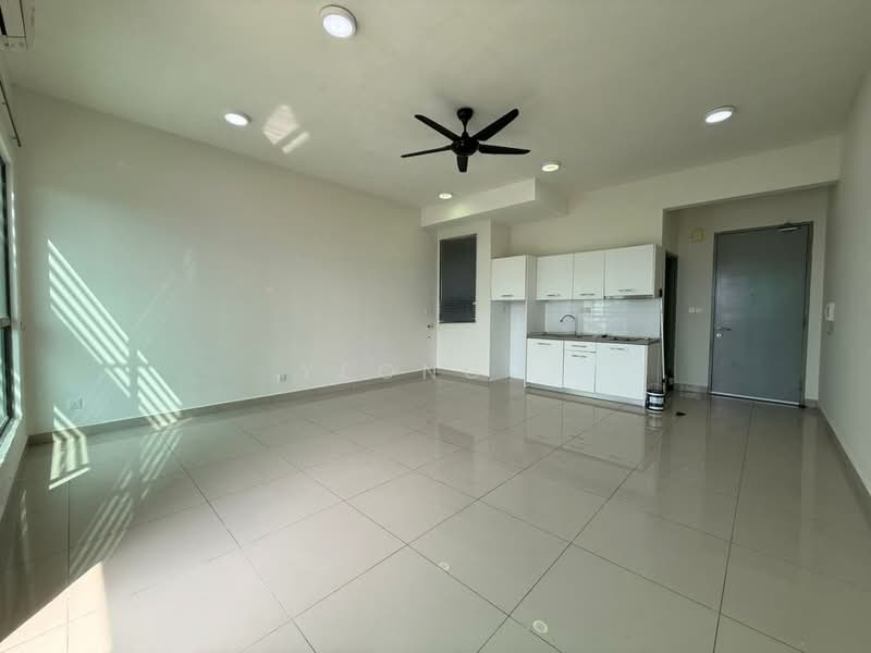 Servis Apartment untuk Dijual di Cybersquare - Yeong . - Kitchen - PropertyGuru.com.my