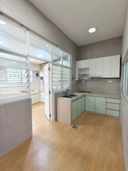 Semi-Detached House for Rent in Senibong Cove (Masai) - Fu Guan - Kitchen - PropertyGuru.com.my