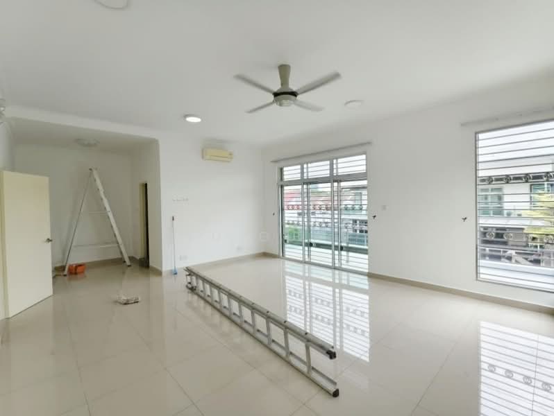 Semi-Detached House for Rent in Senibong Cove (Masai) - Fu Guan - Living Room - PropertyGuru.com.my