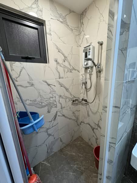 Servis Apartment untuk Disewa di The Grand Subang Jaya SS15 - Christine Lee - Bathroom - PropertyGuru.com.my