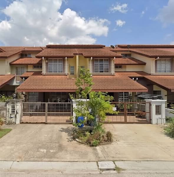 2-storey Terraced House for Sale in Denai Alam (Shah Alam) - Lenz Tee - Exterior - PropertyGuru.com.my