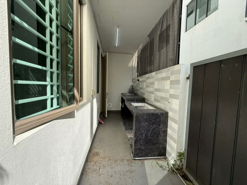 3-storey Terraced House for Sale in Cyberjaya (Selangor) - Yeong . - Exterior - PropertyGuru.com.my