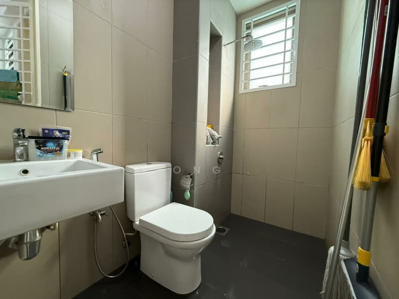 3-storey Terraced House for Sale in Cyberjaya (Selangor) - Yeong . - Bathroom - PropertyGuru.com.my