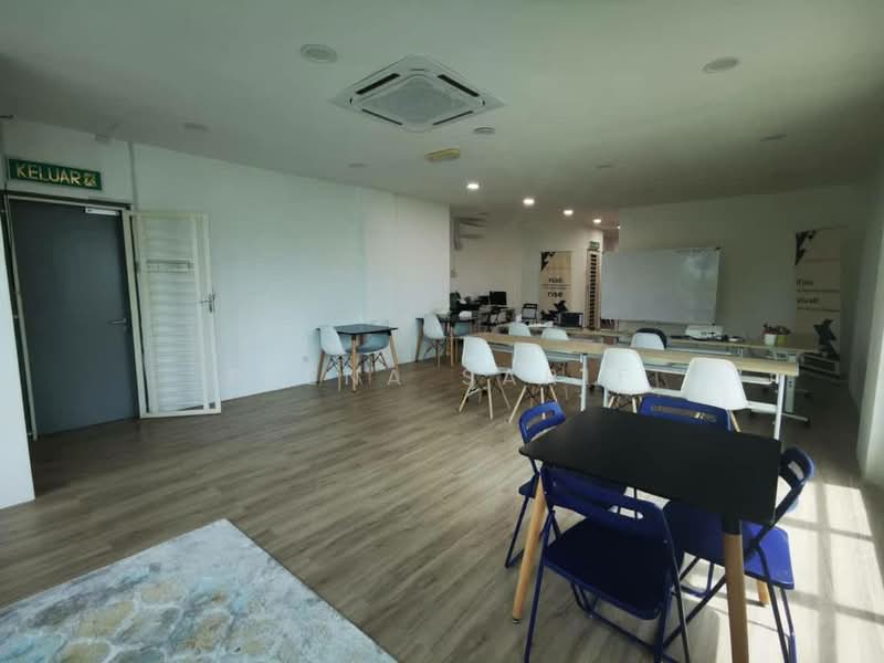 Shop / Office for Sale in Cyberjaya (Selangor) - Reena Sarif - Interior - PropertyGuru.com.my