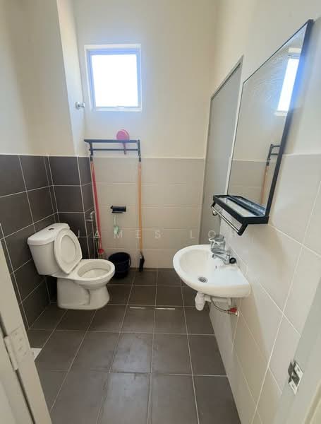 2-storey Terraced House for Rent in Lukut (Port Dickson) - James Loh - Bathroom - PropertyGuru.com.my