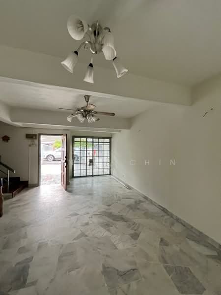 Rumah Teres 2 Tingkat untuk Dijual di Wangsa Maju (Kuala Lumpur) - Daniel Chin - Living Room - PropertyGuru.com.my