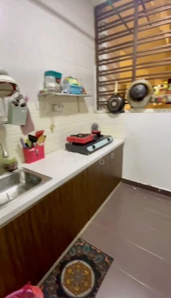 Service Residence for Sale at D'Tasek Residences (Tasek Impian) - Janice Khoo - Kitchen - PropertyGuru.com.my