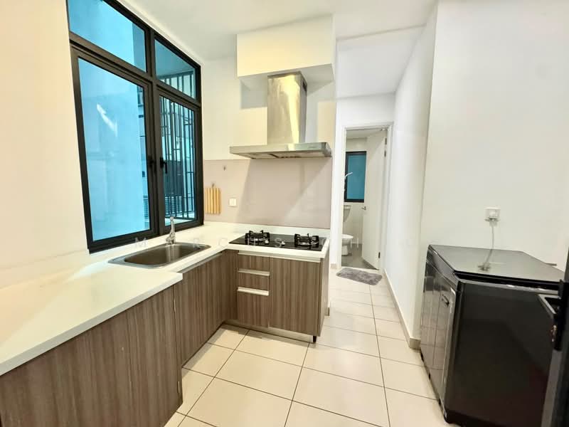 Condominium for Sale at The LIGHT COLLECTION I - Marcus Choo - Kitchen - PropertyGuru.com.my