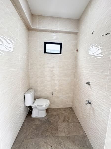 Cluster House for Sale in Johor Bahru (Johor) - Constance Chan - Bathroom - PropertyGuru.com.my