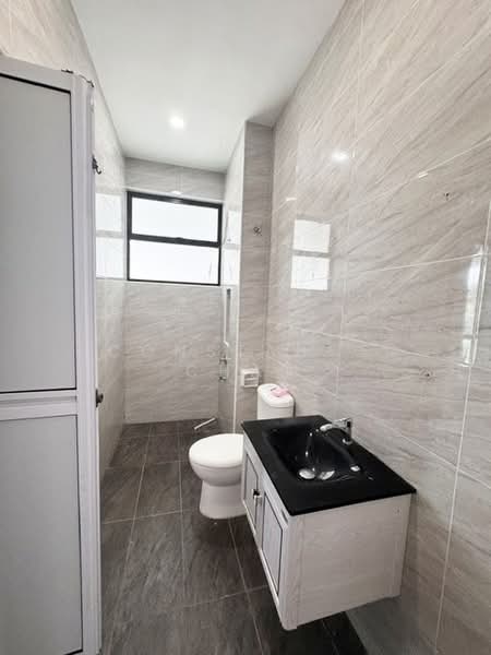 Cluster House for Sale in Johor Bahru (Johor) - Constance Chan - Bathroom - PropertyGuru.com.my