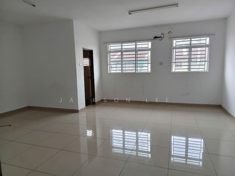 Rumah Teres 2 Tingkat untuk Dijual di Taman Kuala Selangor Utama (Kuala Selangor) - Jackson Lee - Living Room - PropertyGuru.com.my