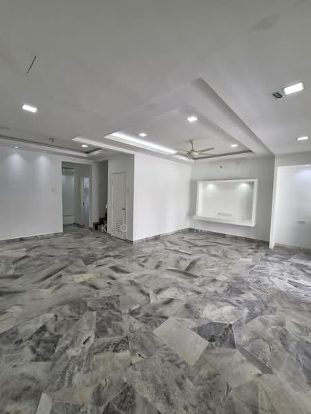 Terraced House for Sale in Putra Heights (Subang Jaya) - KG Tan - Living Room - PropertyGuru.com.my