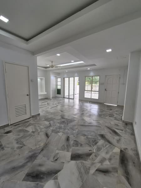 Terraced House for Sale in Putra Heights (Subang Jaya) - KG Tan - Living Room - PropertyGuru.com.my