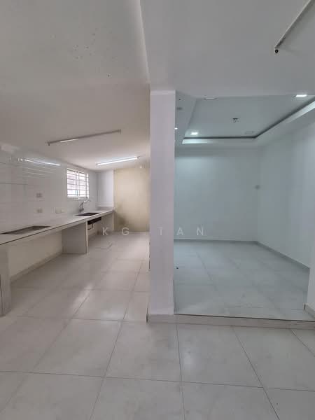 Terraced House for Sale in Putra Heights (Subang Jaya) - KG Tan - Kitchen - PropertyGuru.com.my