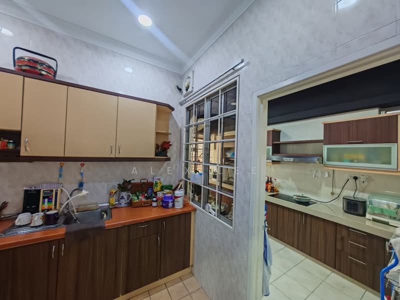 Bungalow for Sale in Kota Emerald (Rawang) - Alex Lee - Kitchen - PropertyGuru.com.my