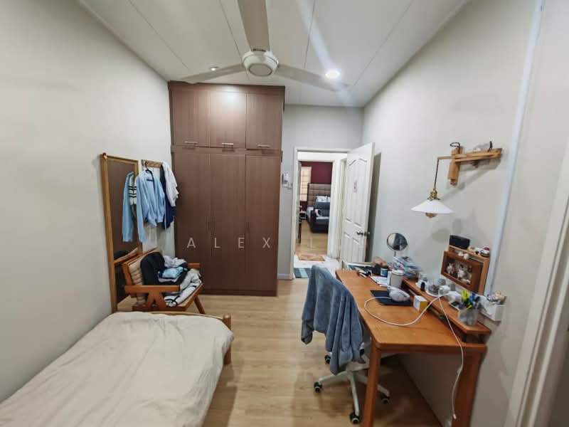 Bungalow for Sale in Kota Emerald (Rawang) - Alex Lee - Bedroom - PropertyGuru.com.my