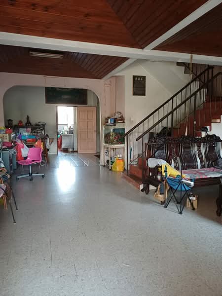 Rumah Teres 2 Tingkat untuk Dijual di Seksyen 17 (Petaling Jaya) - Connie Liew - Living Room - PropertyGuru.com.my