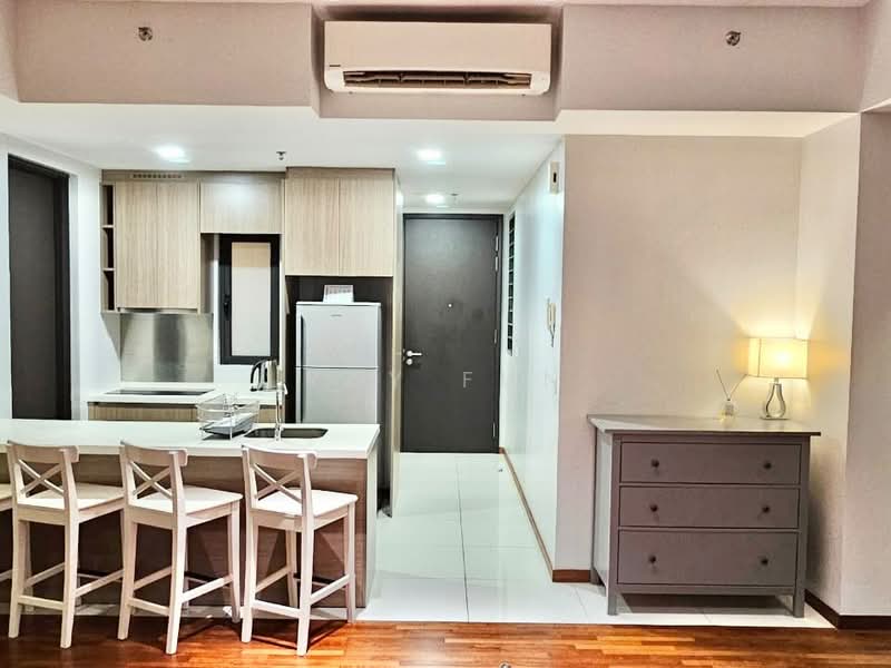 Condominium for Rent at The Tamarind - Ray Fun - Kitchen - PropertyGuru.com.my