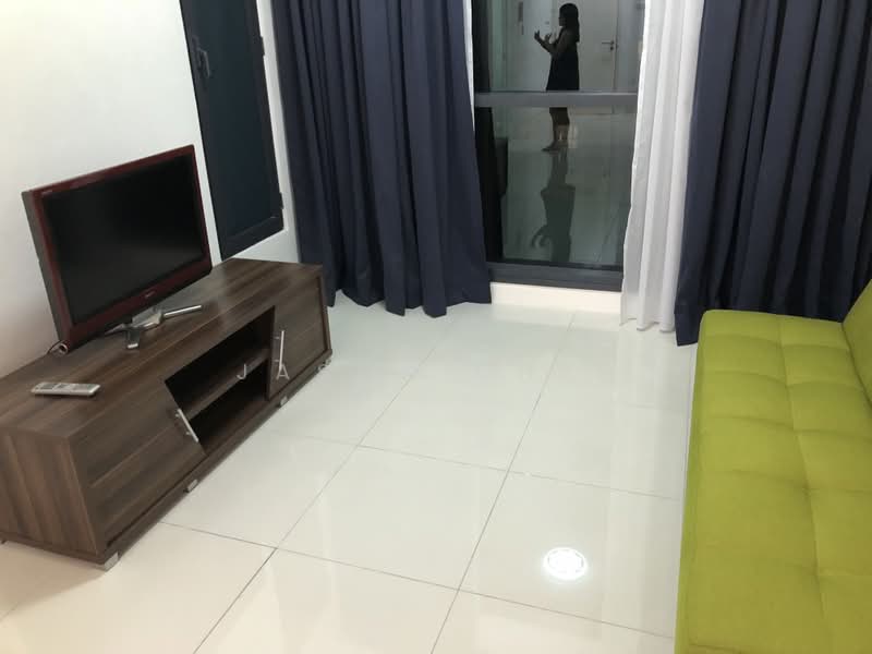 Servis Apartment untuk Disewa di Bayberry @ Tropicana Gardens - Jason Chee - Living Room - PropertyGuru.com.my