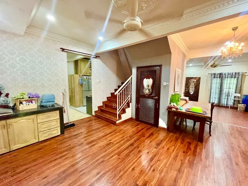 Rumah Teres 2 Tingkat untuk Dijual di Bandar Nusaputra (Puchong) - Nur Adibah Ishak - PropertyGuru.com.my