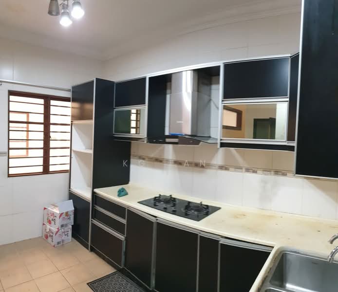 Rumah Teres 2 Tingkat untuk Disewa di Subang Jaya (Selangor) - KG Tan - Kitchen - PropertyGuru.com.my